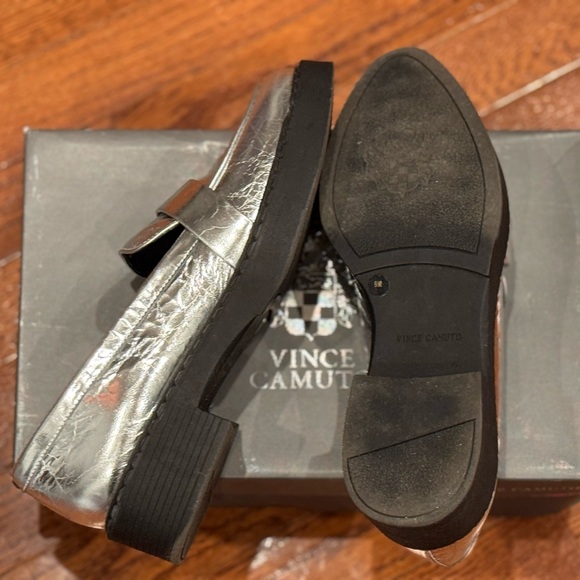 Vince Camuto Echika Loafer - Picture 3 of 4